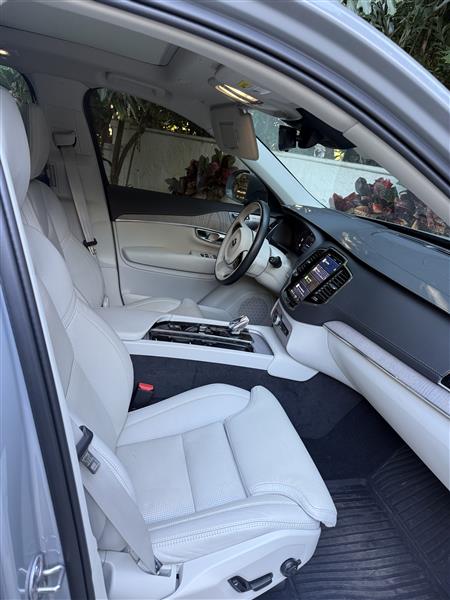 2025 Volvo XC90 Plug-in Hybrid for sale in Coral Gables, Florida