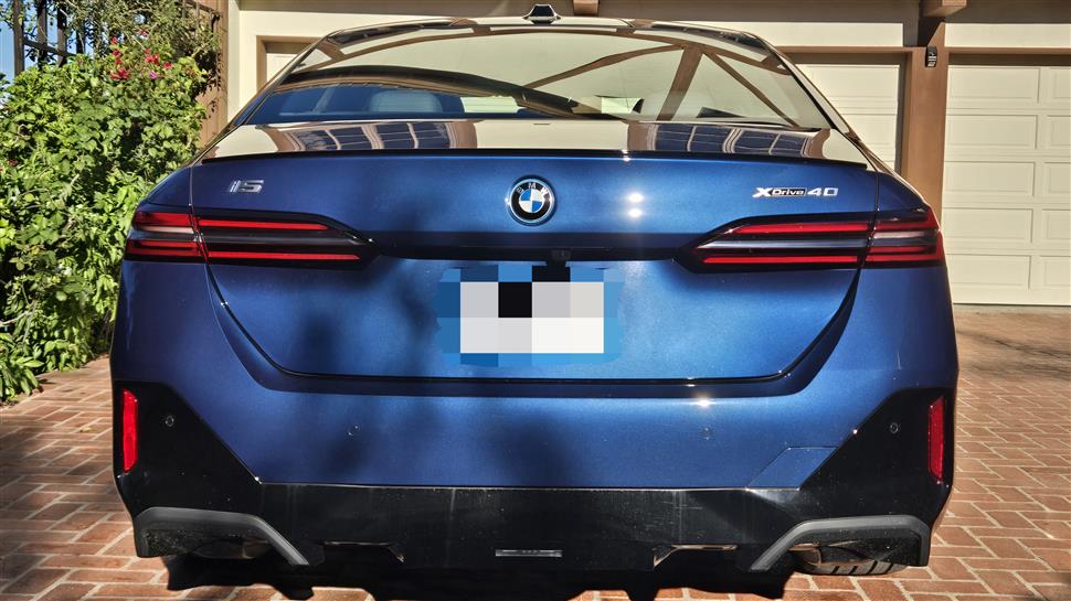 2025 BMW i5 for sale in Woodland Hills, California