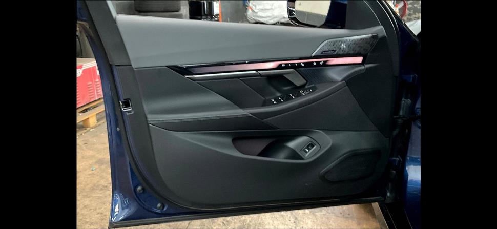 2025 BMW i5 for sale in Woodland Hills, California