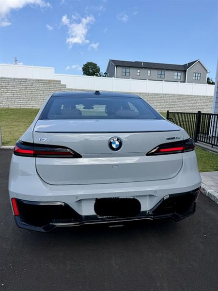 2025 BMW i7 for sale in Melville, New York