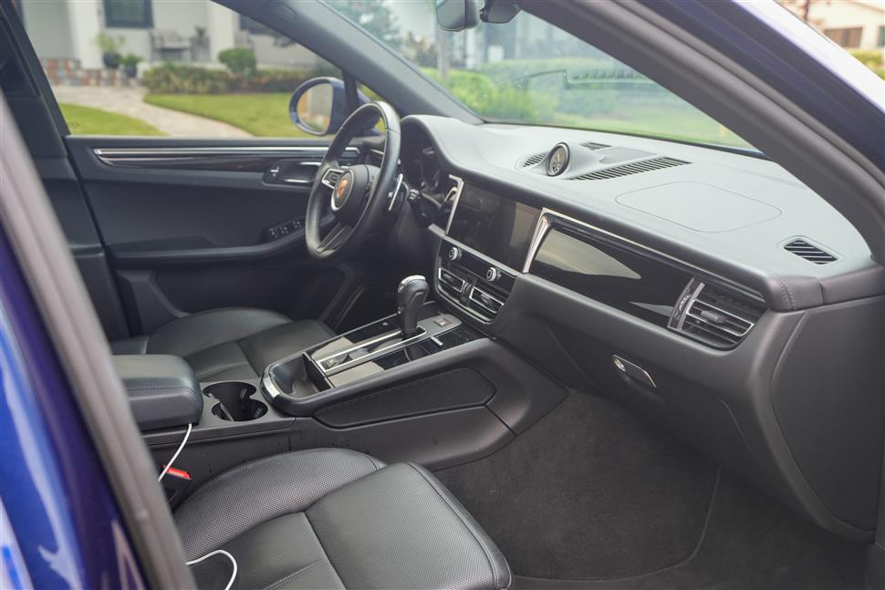 2022 Porsche Macan for sale in Tampa, Florida