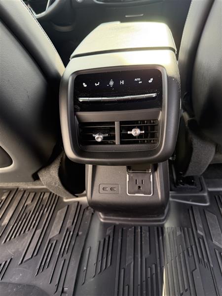 2024 Cadillac Lyriq for sale in Yaphank, New York