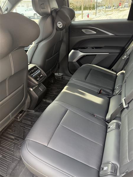 2024 Cadillac Lyriq for sale in Yaphank, New York