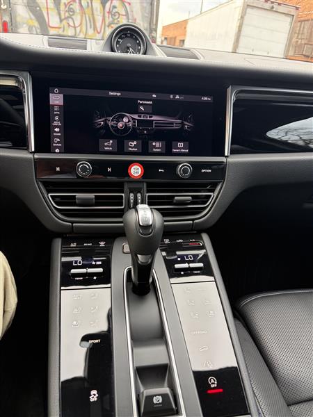 2025 Porsche Macan for sale in New York, New York