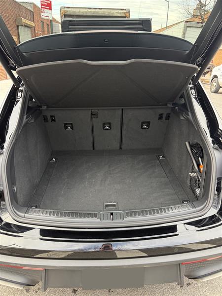 2025 Porsche Macan for sale in New York, New York