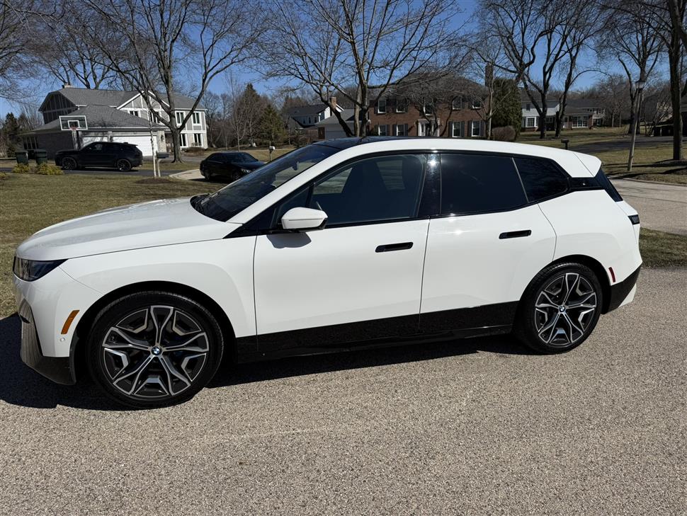 2025 BMW iX for sale in Crystal Lake, Illinois
