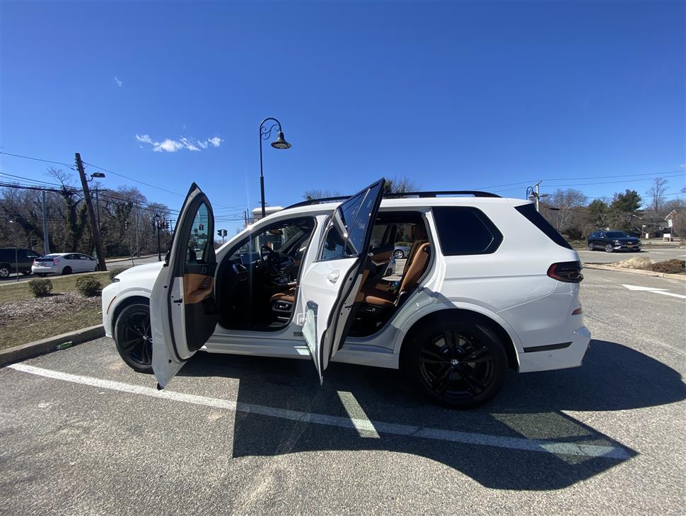 2025 BMW X7 for sale in Amityville, New York