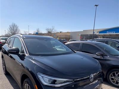 2023 Volkswagen ID.4 lease in Verona,WI