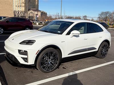 2024 Porsche Macan EV lease in Detriot,MI