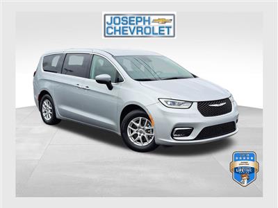 2023 Chrysler Pacifica for sale in Cincinnati,OH