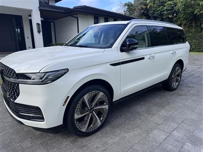 2026 Lincoln Navigator lease in Miami,FL