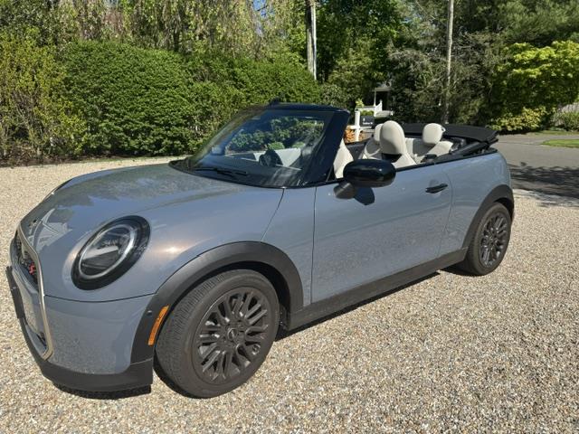 2025 MINI Convertible for sale in Old Greenwich, Connecticut