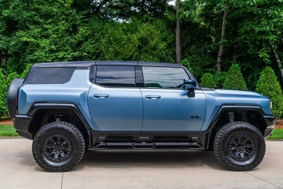 2024 GMC Hummer EV for sale in Garden City, New York