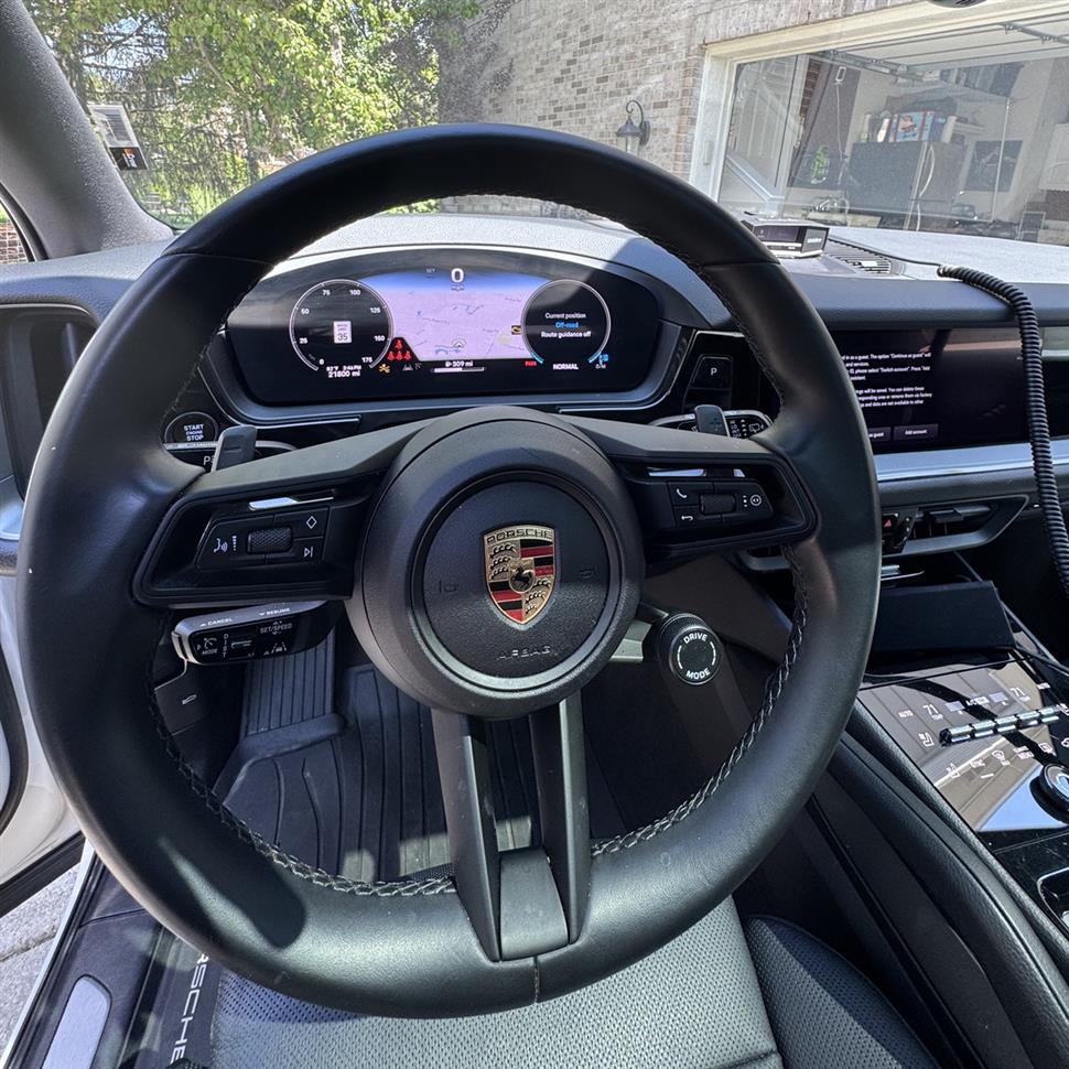 2024 Porsche Cayenne for sale in Zionsville, Indiana