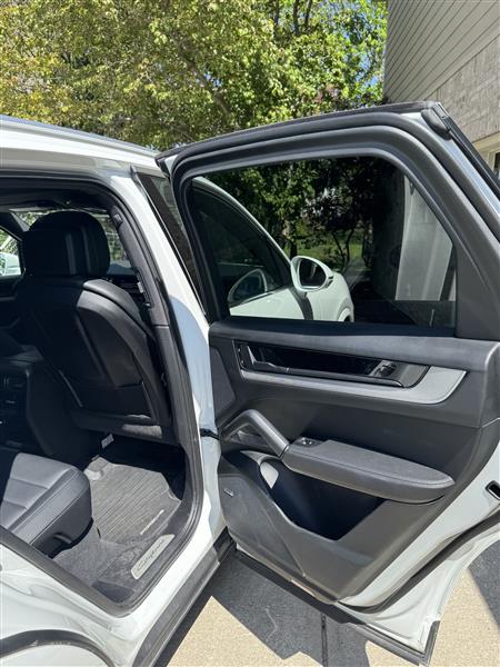 2024 Porsche Cayenne for sale in Zionsville, Indiana