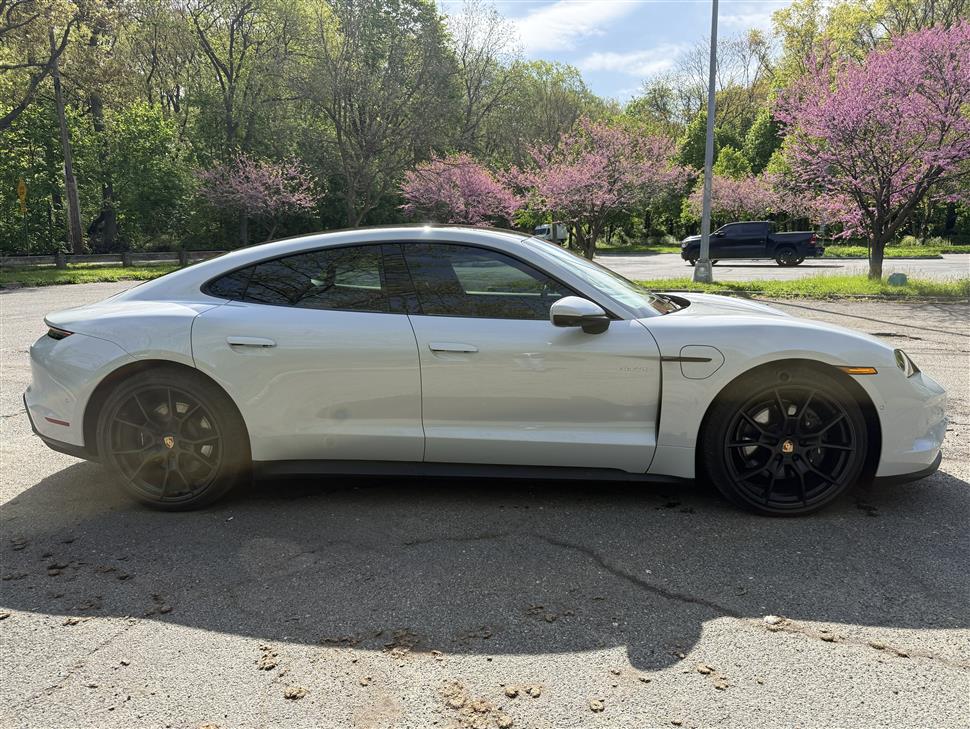 2025 Porsche Taycan for sale in Jamaica, New York