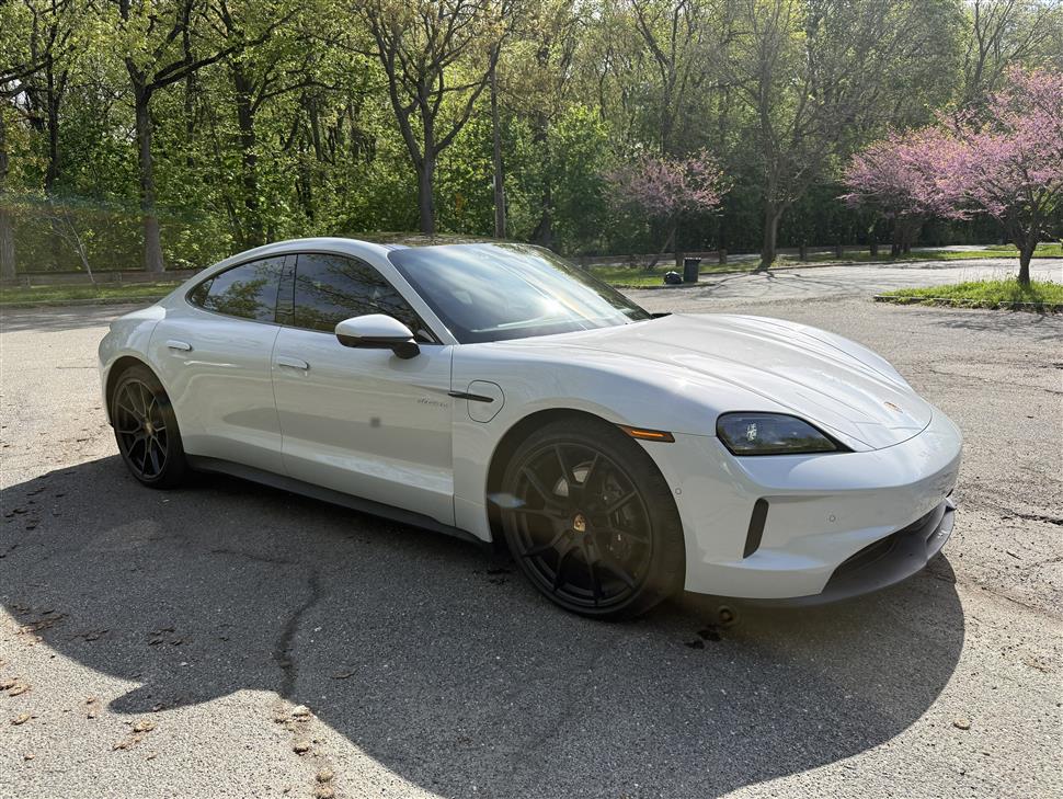 2025 Porsche Taycan for sale in Jamaica, New York