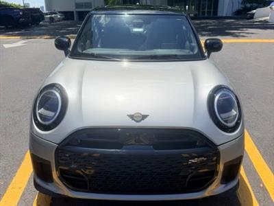 2025 MINI Hardtop 4 Door lease in Miami Beach,FL