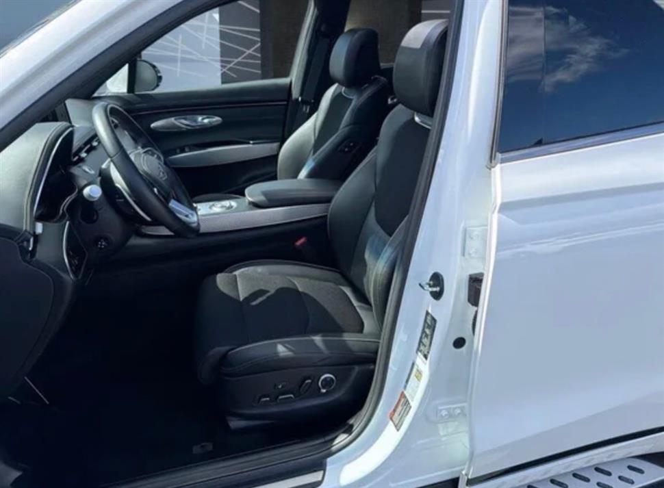 2025 Genesis GV70 for sale in Tarzana, California