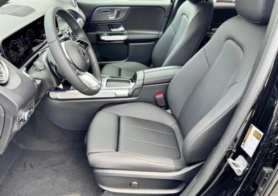 2026 Mercedes-Benz GLB SUV for sale in Tarzana, California