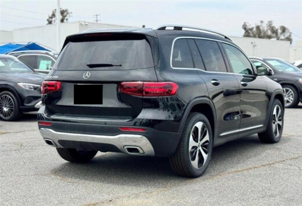 2026 Mercedes-Benz GLB SUV for sale in Tarzana, California