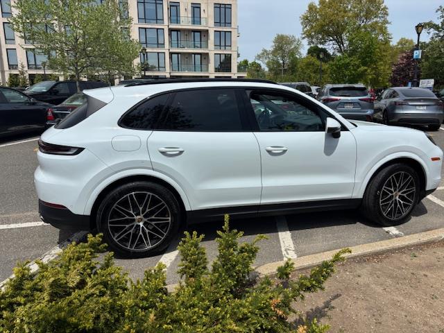 2024 Porsche Cayenne for sale in Commack, New York
