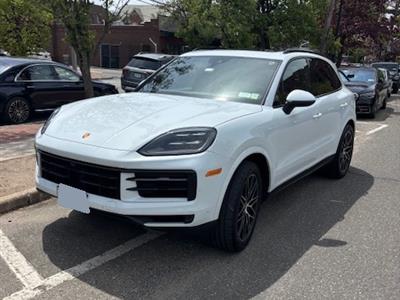 2024 Porsche Cayenne lease in Commack,NY