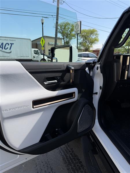2025 GMC Hummer EV for sale in CHICAGO, Illinois