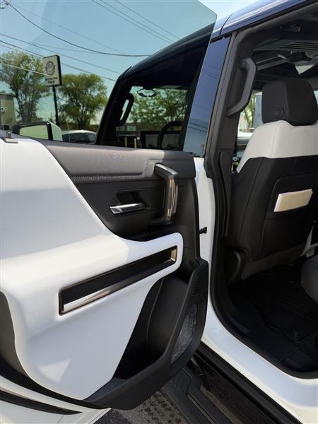 2025 GMC Hummer EV for sale in CHICAGO, Illinois