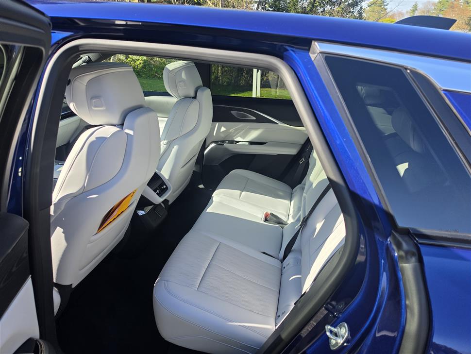 2024 Cadillac Lyriq for sale in Torrington, Connecticut
