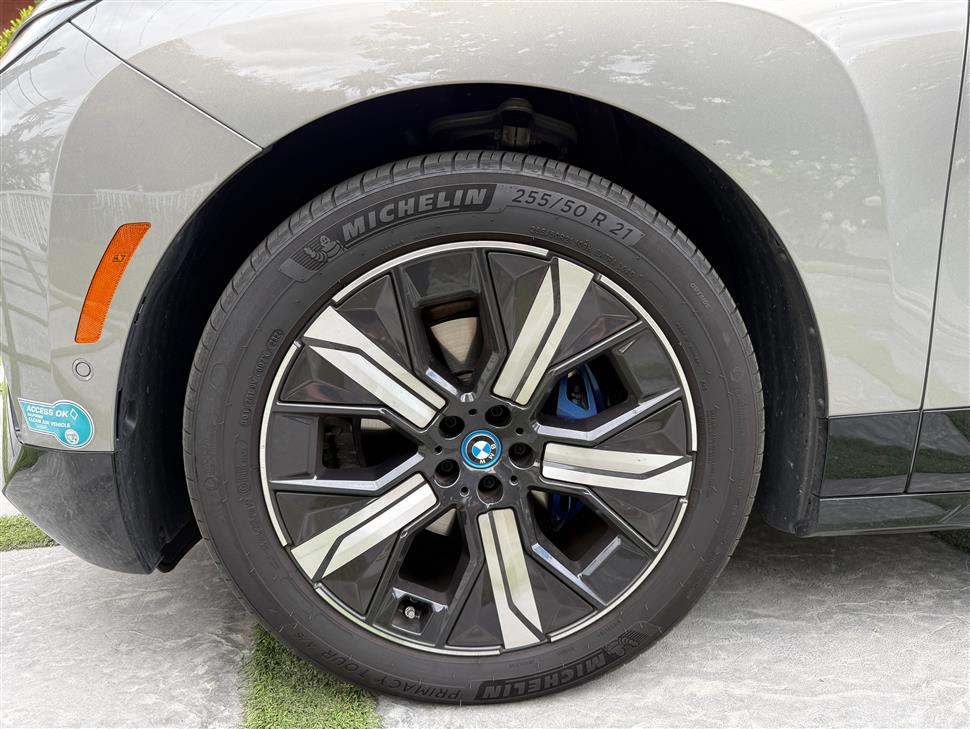 2025 BMW iX for sale in Pasadena, California