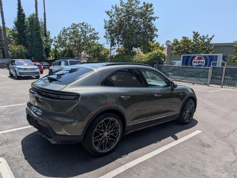 2024 Porsche Macan EV for sale in Reseda, California