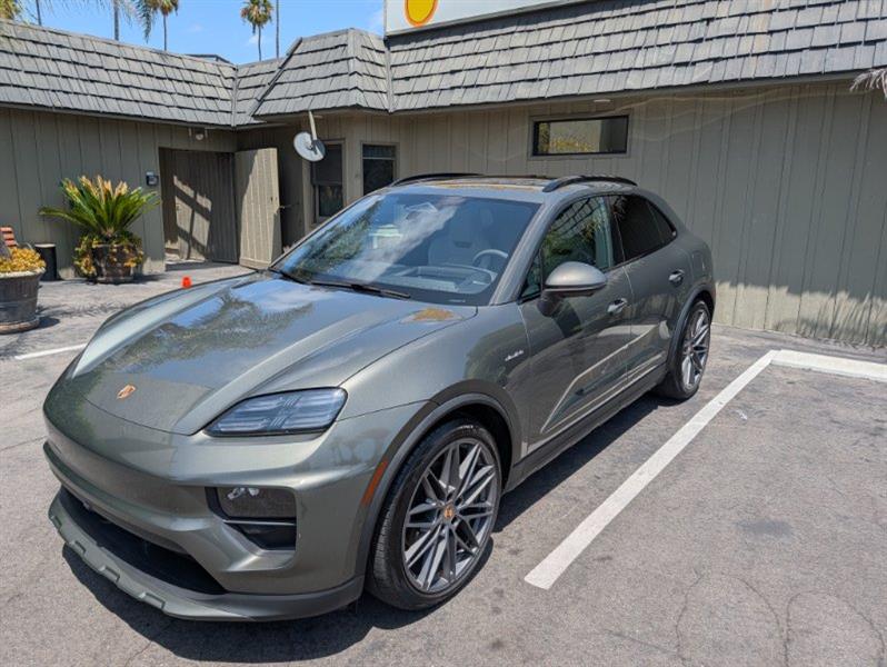 2024 Porsche Macan EV for sale in Reseda, California