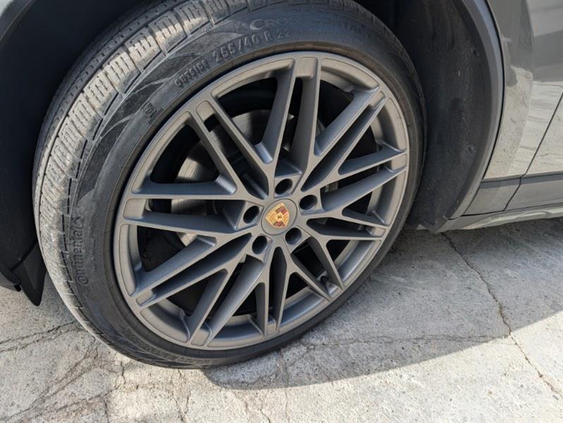 2024 Porsche Macan EV for sale in Reseda, California
