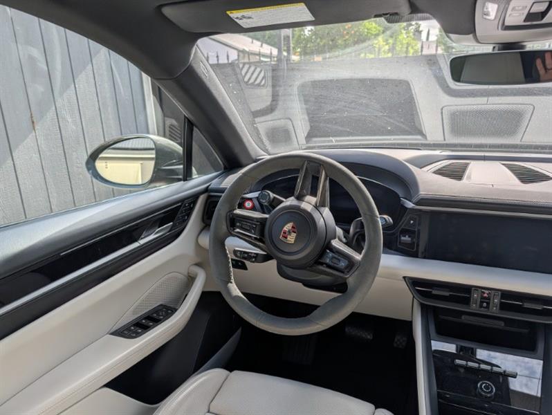 2024 Porsche Macan EV for sale in Reseda, California