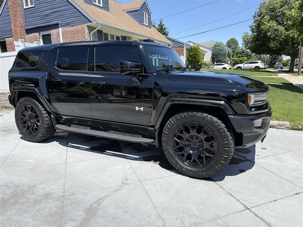 2025 GMC Hummer EV for sale in Plainview, New York
