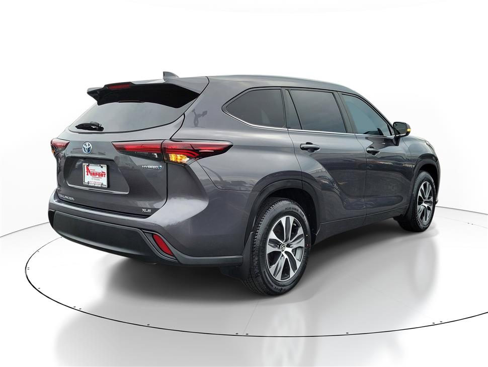 2024 Toyota Highlander Hybrid for sale in Cincinnati, Ohio
