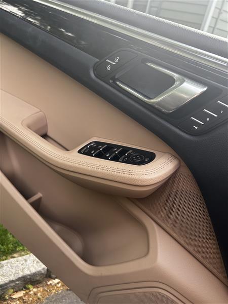 2025 Porsche Macan for sale in Pelham, New York