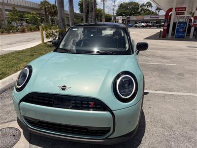 2025 MINI Hardtop 2 Door lease in Mimi,FL