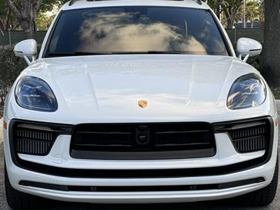 2024 Porsche Macan lease in Coral Gables,FL