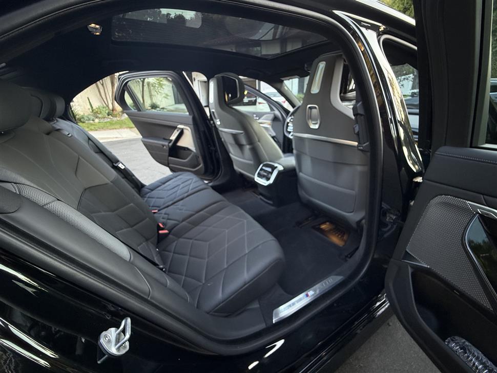 2025 BMW i7 for sale in Porter Ranch, California