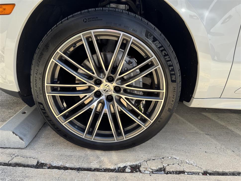 2025 Porsche Macan for sale in San Antonio, Texas