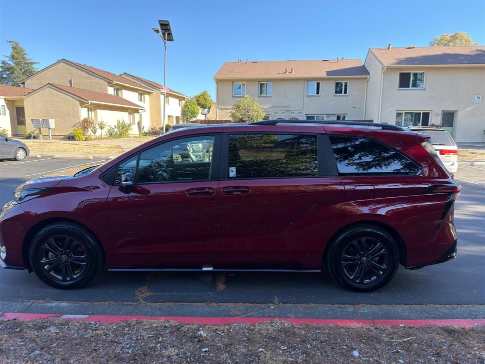 2025 Toyota Sienna for sale in Livermore, California