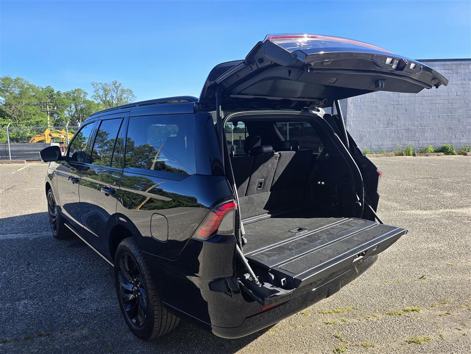2025 Lincoln Navigator for sale in MELVILLE, New York