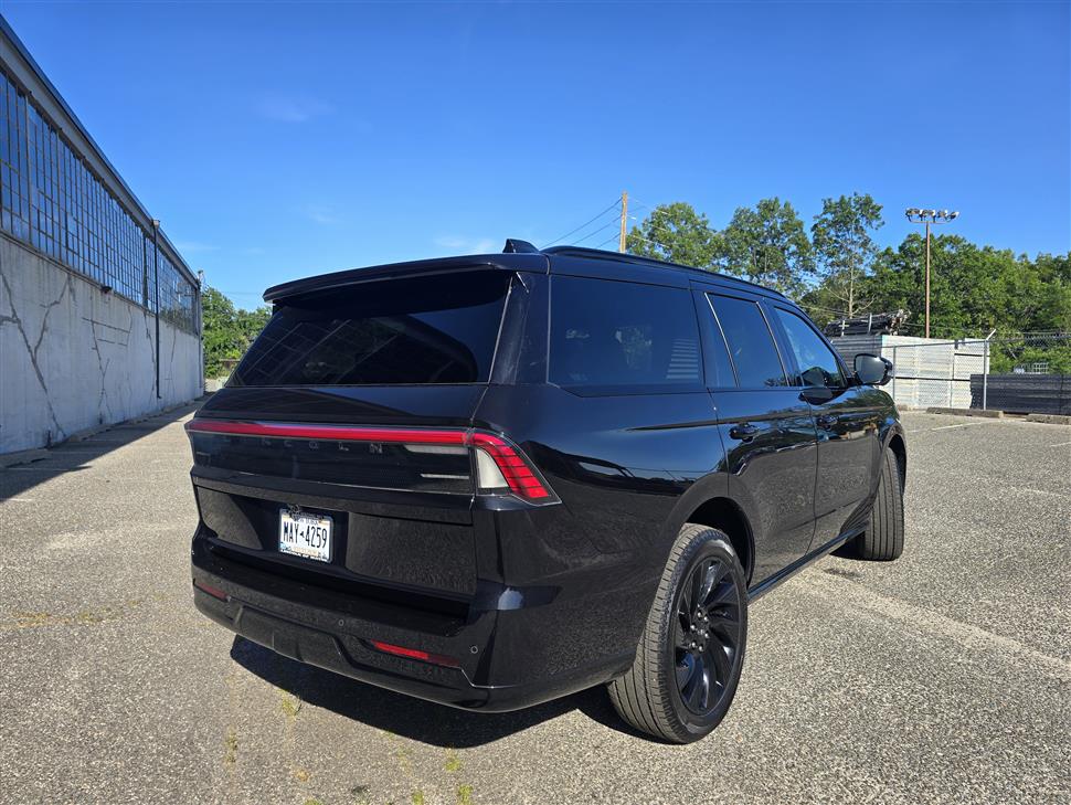 2025 Lincoln Navigator for sale in MELVILLE, New York