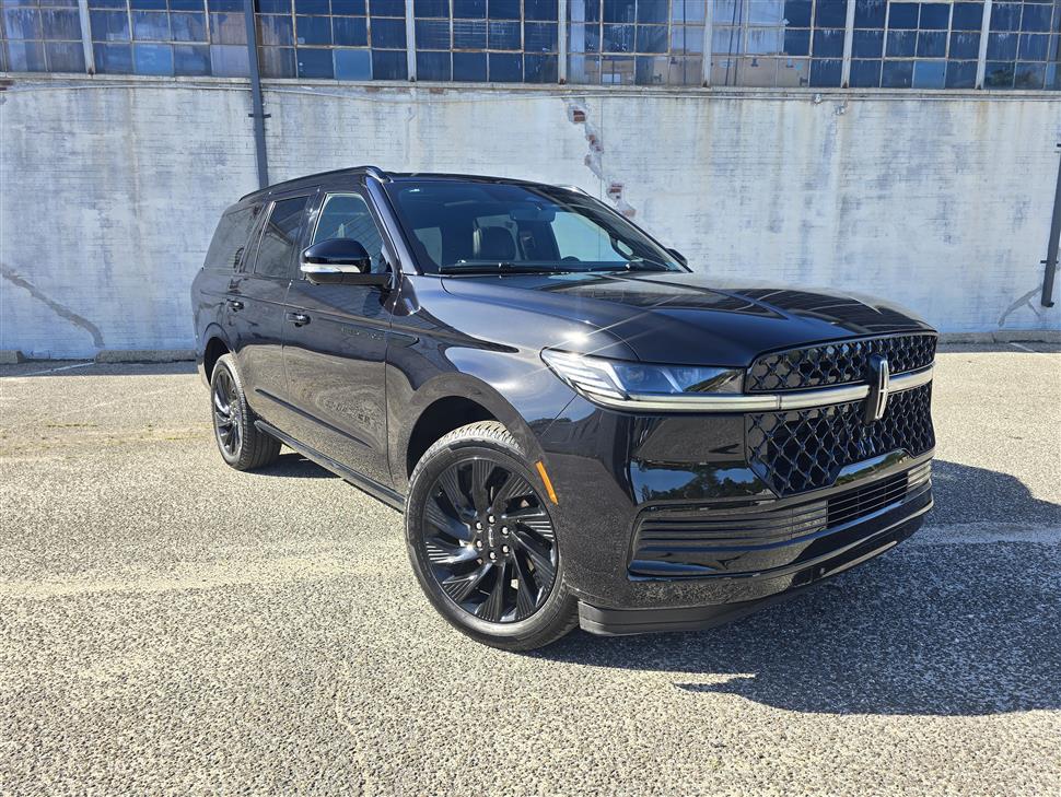 2025 Lincoln Navigator for sale in MELVILLE, New York
