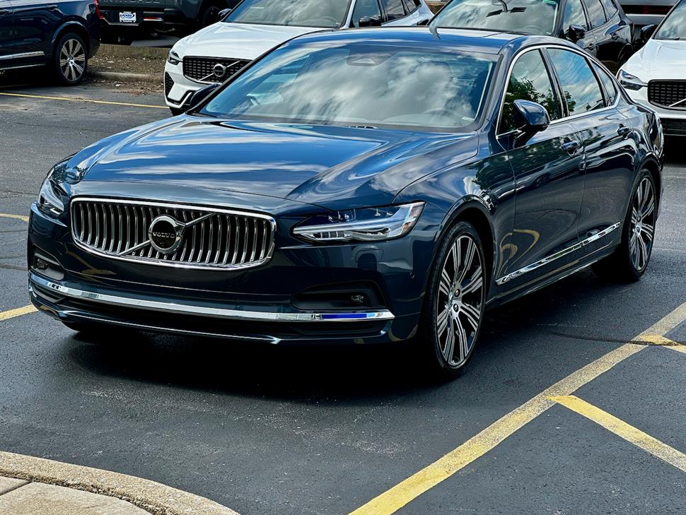 2024 Volvo S90 for sale in Highland Park, Illinois