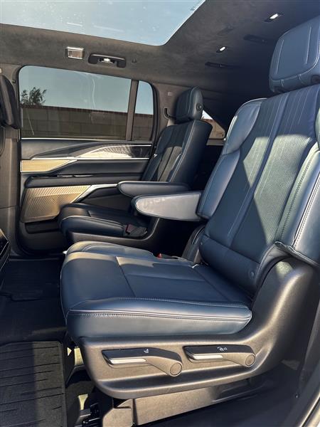 2025 Cadillac Escalade IQ for sale in Tehachapi, California