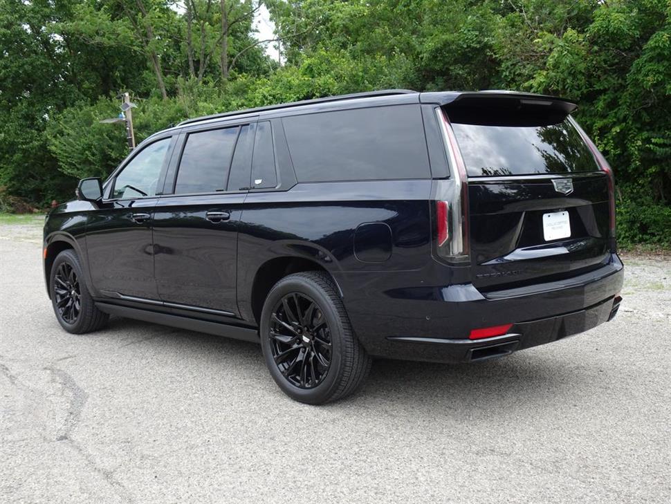 2023 Cadillac Escalade ESV for sale in Cincinnati, Ohio