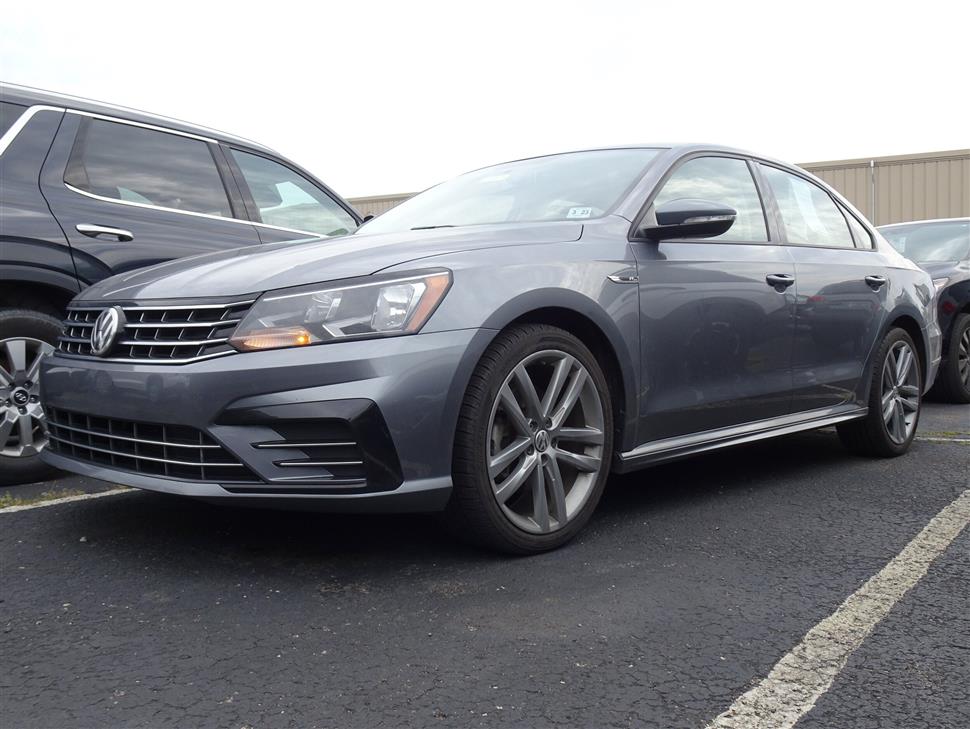 2018 Volkswagen Passat for sale in Cincinnati, Ohio